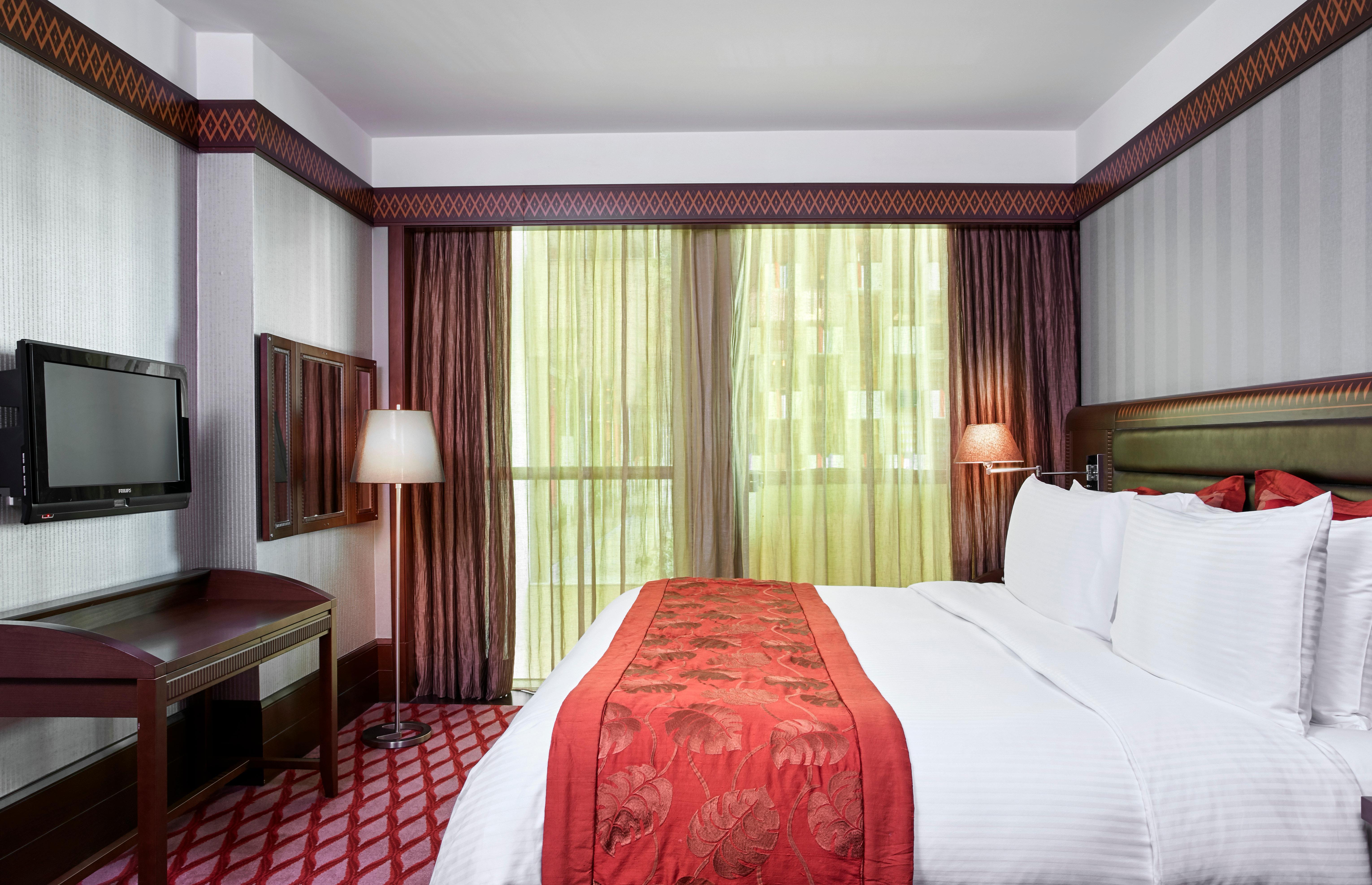 Holiday Inn Kuwait Al Thuraya City By Ihg Кувейт Екстериор снимка